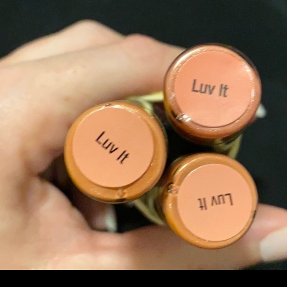 Luv It Lipstick Trio (this listing is for 1 but have 3 available)